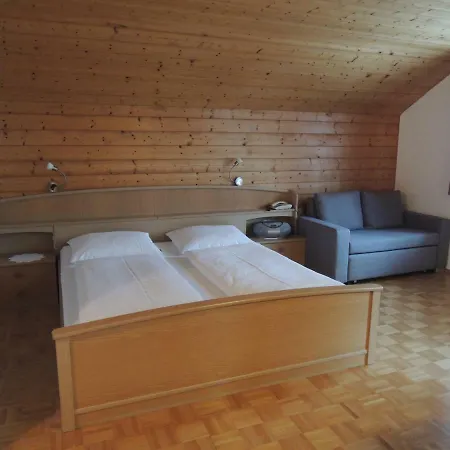 Apartment Karin Mitten Im Gruenen
