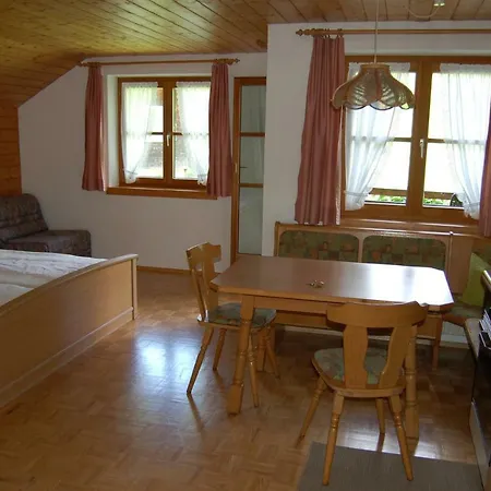 Karin Mitten Im Gruenen * Schoppernau